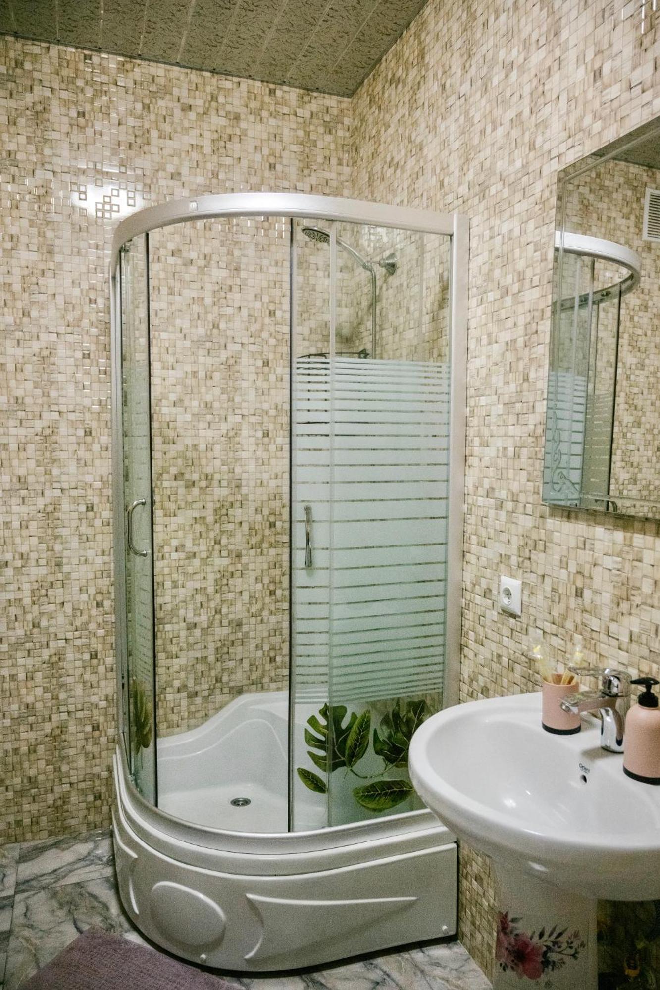 Ekaterine'S Apartments Batoumi Chambre photo